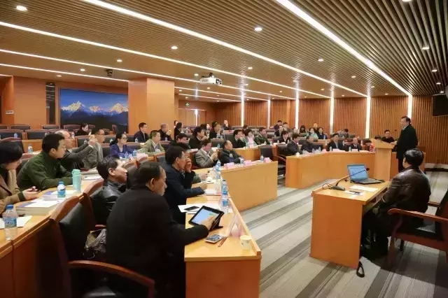 中國經(jīng)濟(jì)體制改革基金會(huì)南嶺當(dāng)選深圳市體改研究會(huì)會(huì)長